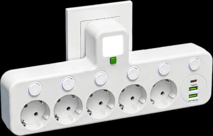 EU Többportos Konnektor Elosztó 4 aljzat +USB-port